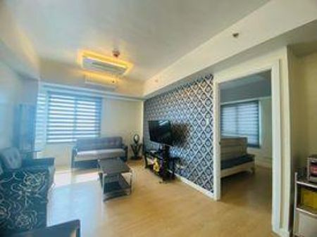 Fully Furnished 1 Bedroom Unit at The Grove by Rockwell for Rent