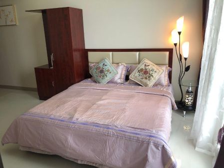 1BR with 2 Large Bed Fully Furnished One Uptown BGC