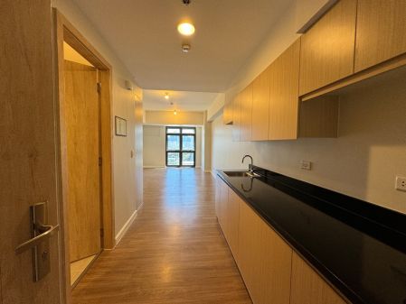 Studio Unit at Portico for Rent