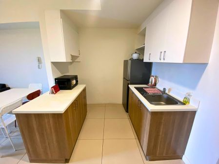 Fully Furnished 2BR Unit at The Vantage at Kapitolyo w Parking