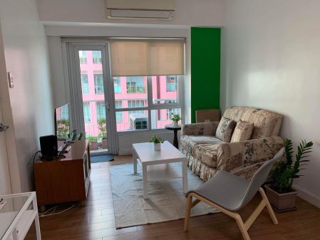 Fully Furnished 1BR for Rent in Grand Midori Makati