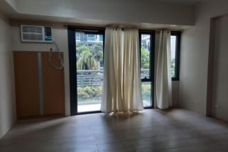 Studio Condo for Rent near Airport