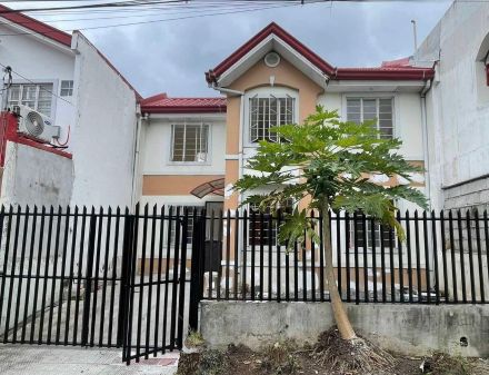 House and Lot for rent at Bellazona Castille Molino 3 Bacoor Cavi