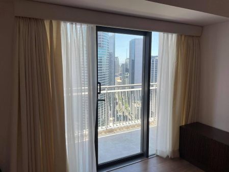 2 Bedroom Semi-furnished For Rent in The Rise Makati