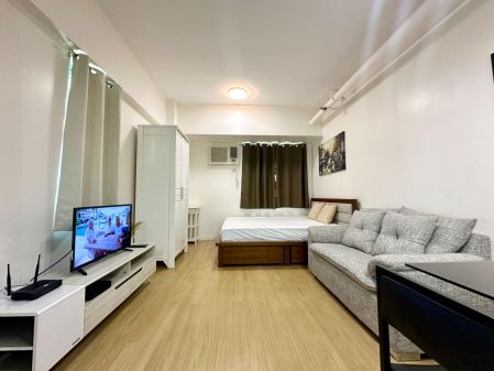 Fully Furnished Studio Unit at Shine Residences for Rent