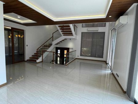 Brand New House for Rent in Bgc McKinley West Village 5BR