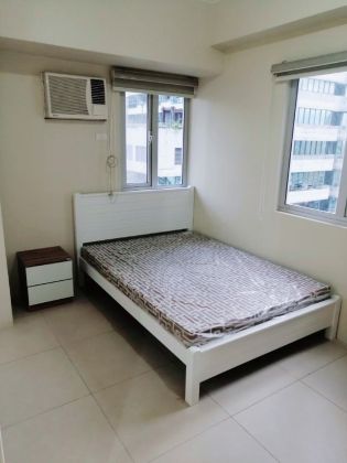 Fully Furnished 1BR Corner Unit in Avida Towers Centera Pioneer