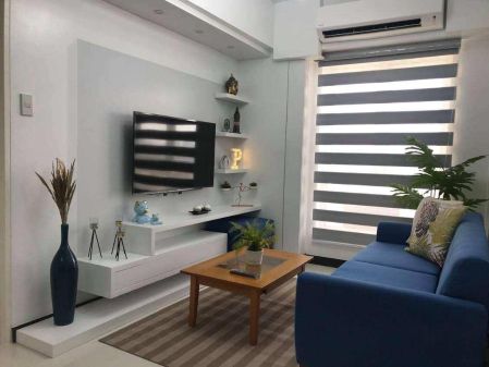 2br w/ parking for rent at Zinnia Towers in Quezon City 