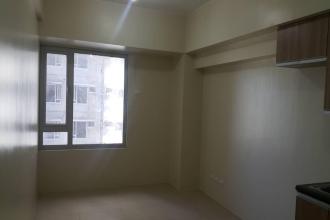 Unfurnished Studio for Rent at Avida Towers Centera