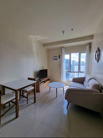 Fully Furnished 1 Bedroom in the Montane Bgc for Rent