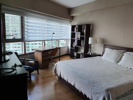 For Rent 2BR Unit in the Residences at Greenbelt Makati