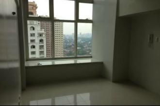 Semifurnished 1 Bedroom unit at Eton Emerald Lofts for Rent