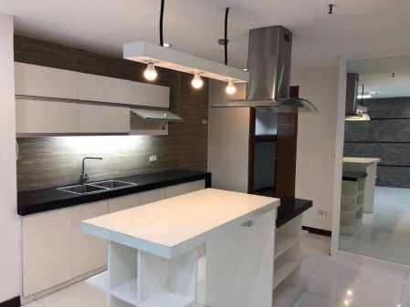 Semi Furnished 3 Bedroom Unit at Eisenhower Condominium