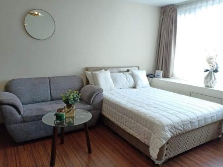 Fully Furnished Studio in Shang Salcedo Place 