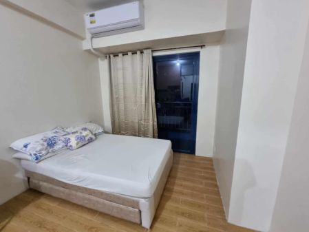 Fully Furnished Studio Unit near De La Salle University