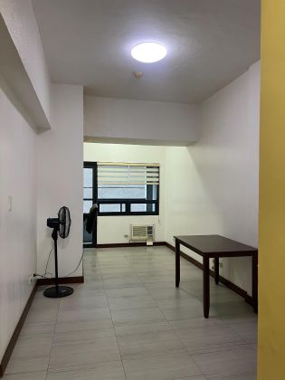 Unfurnished 1 Bedroom Unit at The Malayan Plaza for Rent