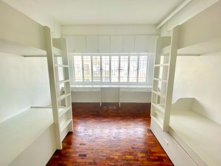 Room for Rent near UST