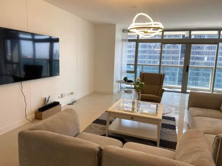 3 Bedroom with Balcony  Furnished at East Gallery Place BGC for R