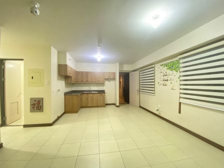 For Rent Unfurnished 3 Bedroom Corner Unit at Ivory Wood Acacia