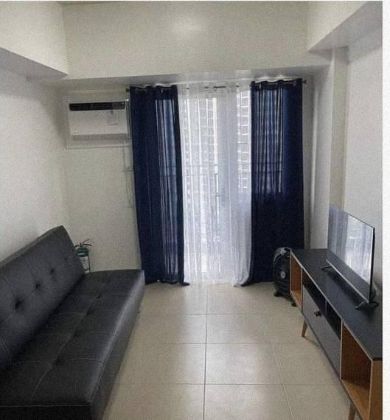 Astonishing Fully Furnished 1br Unit at Avida Towers Sola