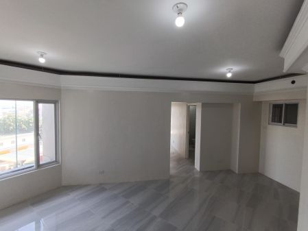 Unfurnished 3 Bedroom Unit at Kingswood Makati Condominium