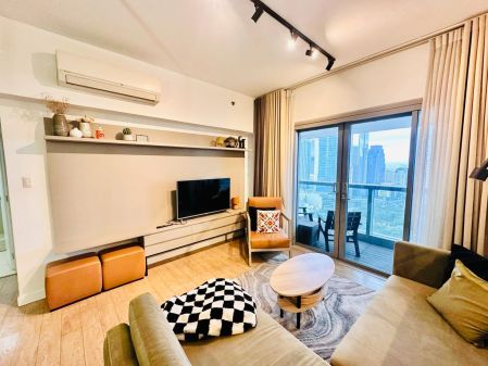 Fully Furnished 1 Bedroom Unit at One Shangrila Place for Rent