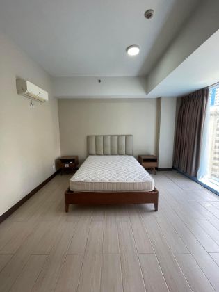 Three Central 1 Bedroom Salcedo Village Makati