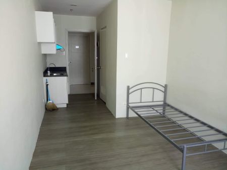 Studio Room Semi Furnished Condo Unit for Rent