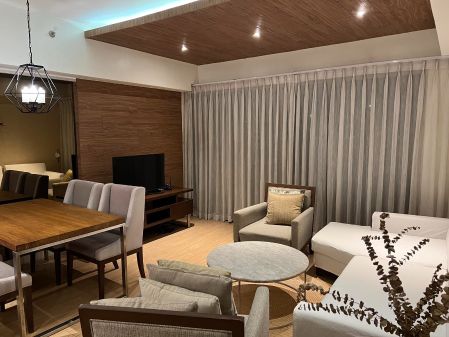 1BR Large Unit with Storage Maids Room at One Shangrila Place