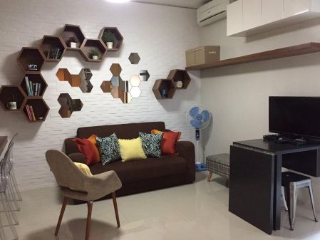 Fully Furnished 1 Bedroom Unit at Blue Residences for Rent