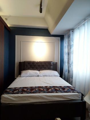 Fully Furnished 1 Bedroom in The Rise Makati