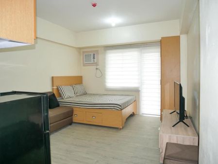 Fully Furnished Studio Unit at Amaia Steps Sucat for Rent