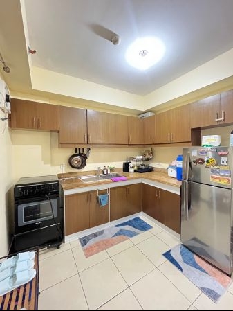 Fully Furnished 2BR for Rent at The Redwoods QC