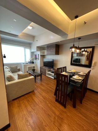 2BR Fully Furnished in Eton Tower Makati