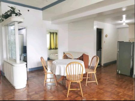 Glamour 2 Bedroom Unit for Rent in Bsa Suite Legazpi Village