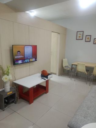 Fully Furnished 2 Bedroom  2 Toilet and Bath