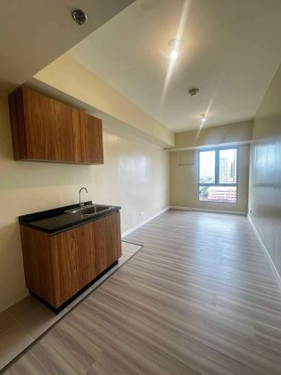 Brand New Studio Fully Furnished Unit