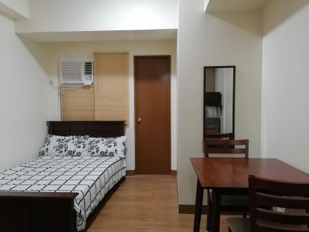 Comfy and cozy Studio in Cityland Alabang One Premier 