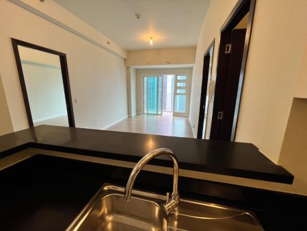 Unfurnished 2BR Penthouse for Rent in Kroma Tower Makati