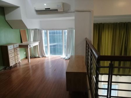 Fully Furnished Penthouse Unit at Eton Emerald Loft