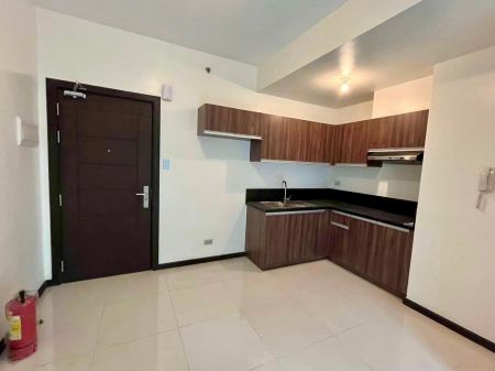 Bare 1 Bedroom Unit 36 sqm at the Magnolia Residences