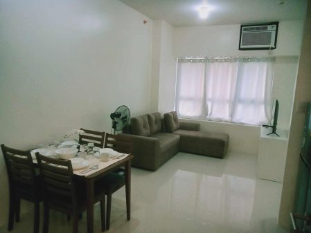 Fully Furnished 1 Bedroom Unit for Rent at The Levels