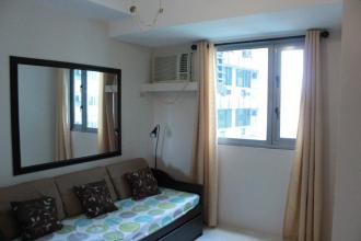 Fully Furnished Studio in Grand Towers Vito Cruz near DLSU 