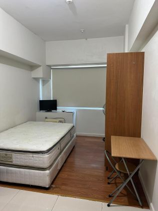 Affordable fully furnished studio unit in Eton Tower Makati 