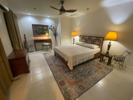 Short Term Rental 1 Bedroom Furnished near Makati Med