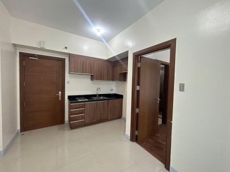 Unfurnished 1BR for Rent in the Sapphire Bloc Pasig