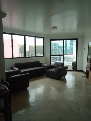 Fully Furnished 2BR for Rent in Chateau De Baie Pasay