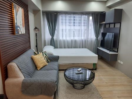 Fully Furnished Studio Unit at The Columns Ayala Avenue for Rent