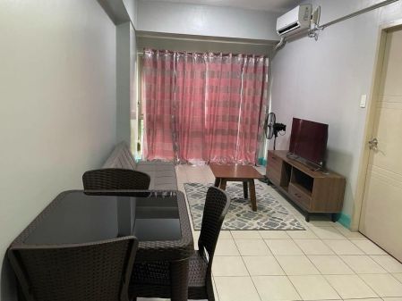 1 Bedroom Fully Furnished for Rent in Forbeswood Parklane Bgc