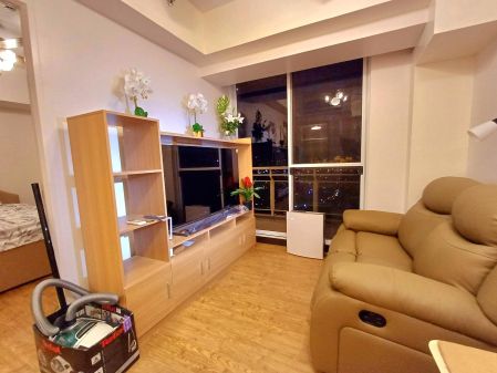 Fully Furnished 1BR for Rent in Allegra Garden Place Pasig